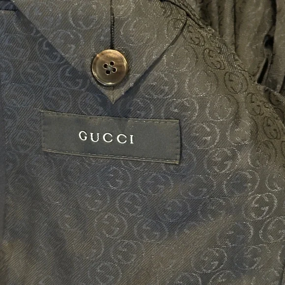 Gucci Men's Navy Suit - Picture 4 of 8